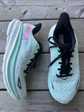 Women's 7 Hoka One One Clifton 9 Running Shoes Runners Pink Mint Green